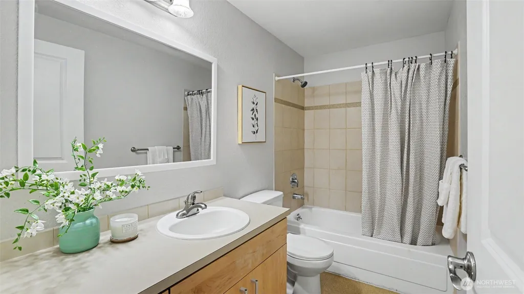 742 Kirkland Circle Kirkland WA 98033