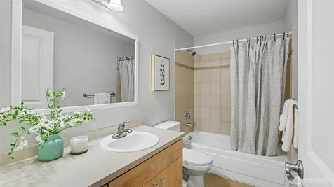 742 Kirkland Circle Kirkland WA 98033