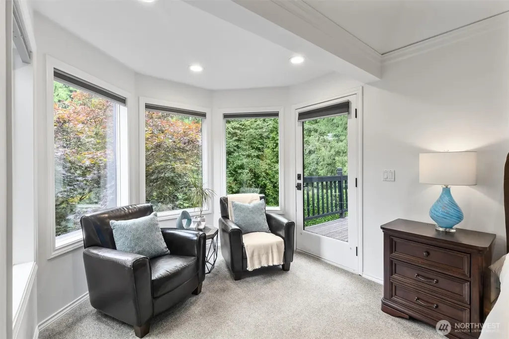 1017 221st Avenue SE Sammamish WA 98075
