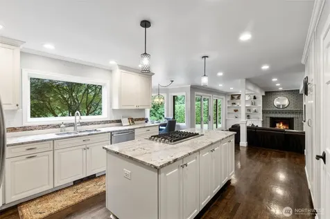1017 221st Avenue SE Sammamish WA 98075