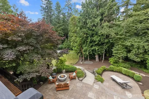 1017 221st Avenue SE Sammamish WA 98075