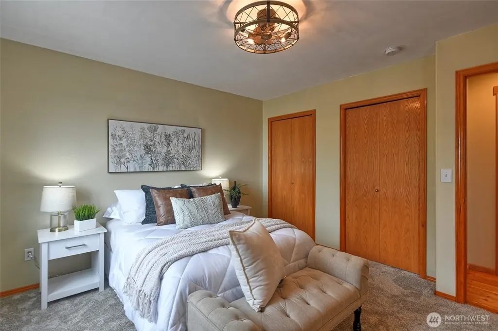 305 Baker Way Camano Island WA 98282