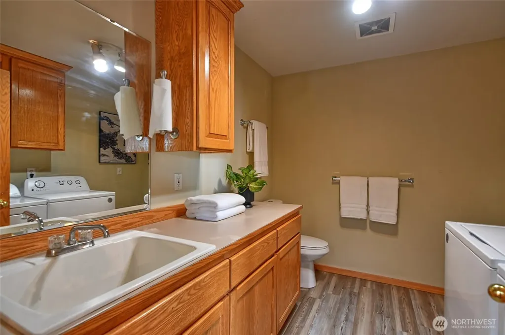 305 Baker Way Camano Island WA 98282