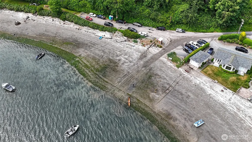 305 Baker Way Camano Island WA 98282