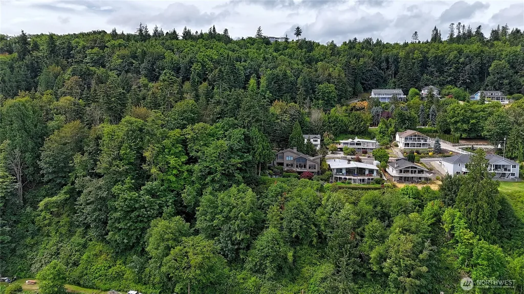 305 Baker Way Camano Island WA 98282
