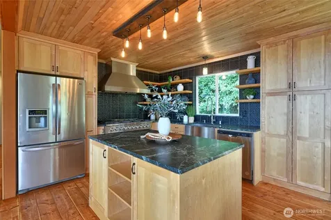 305 Baker Way Camano Island WA 98282