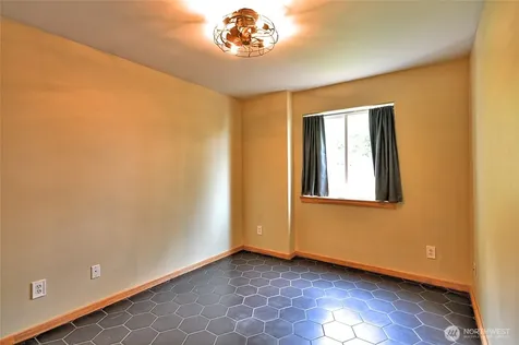 305 Baker Way Camano Island WA 98282