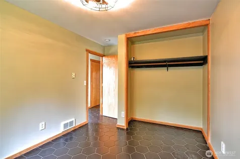 305 Baker Way Camano Island WA 98282