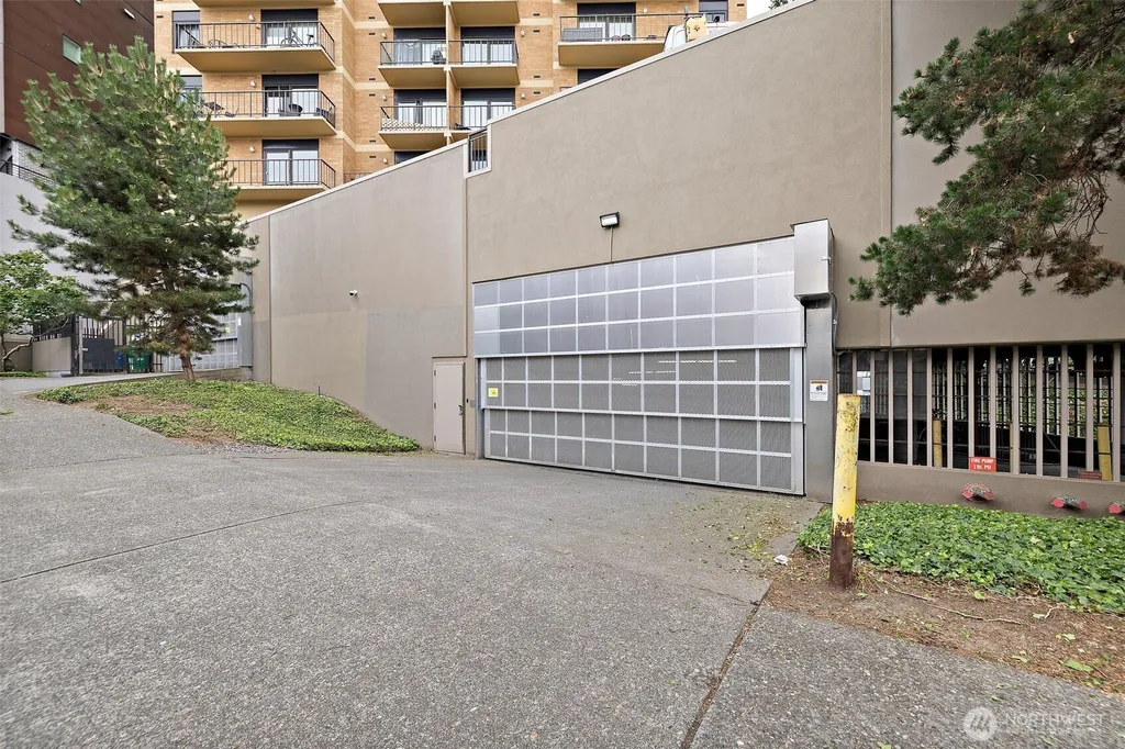 1300 University Street Seattle WA 98101