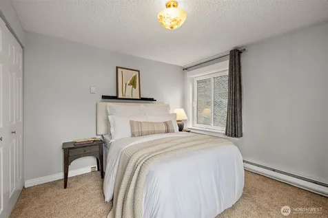 1300 University Street Seattle WA 98101