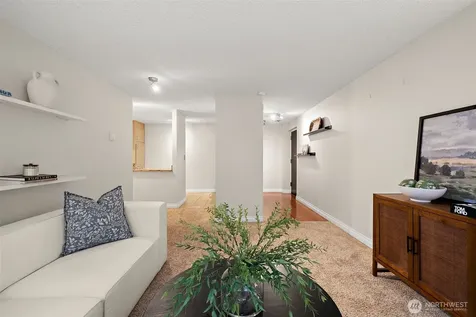 1300 University Street Seattle WA 98101
