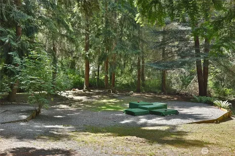 6621 Sills Road Clinton WA 98236