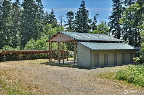 6621 Sills Road Clinton WA 98236