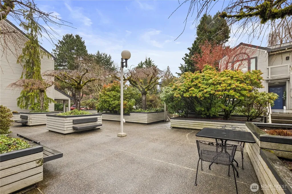 6121 NE 175th Street Kenmore WA 98028