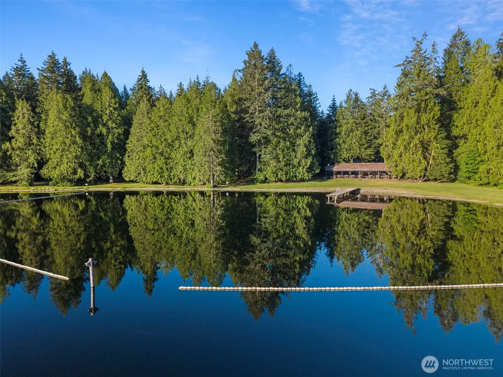 1052 E Mason Lake Drive W Grapeview WA 98546