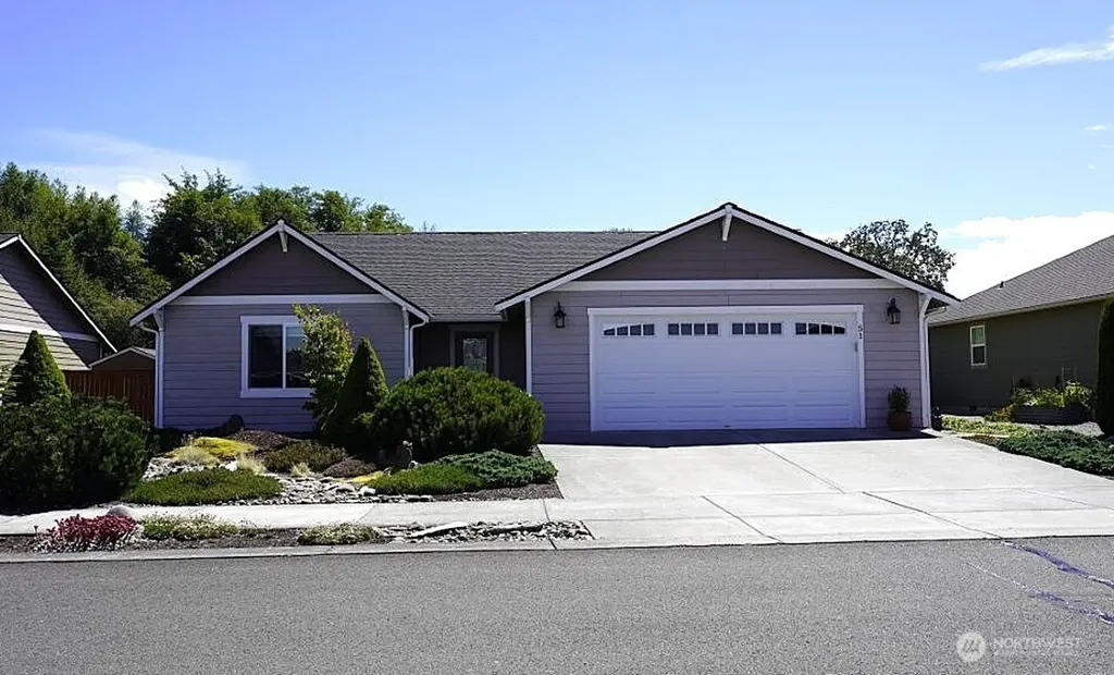 51 Jara Way Sequim WA 98382