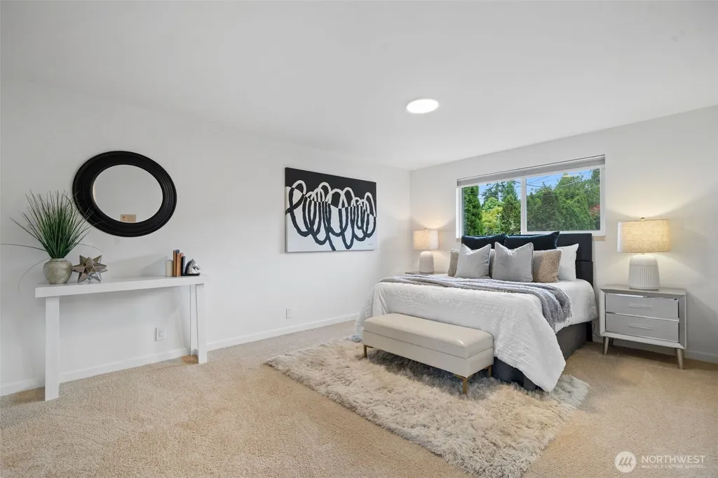 1011 Carol Way Edmonds WA 98020