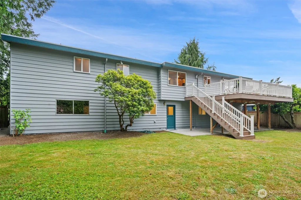 1011 Carol Way Edmonds WA 98020