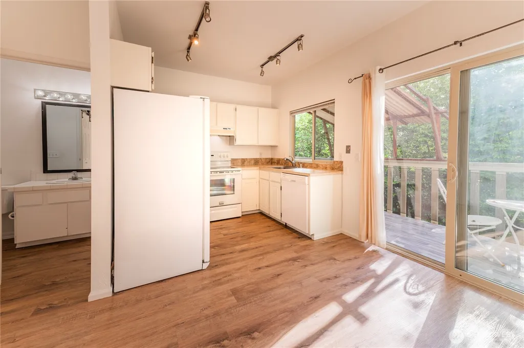 4326 156th Street SW Lynnwood WA 98087
