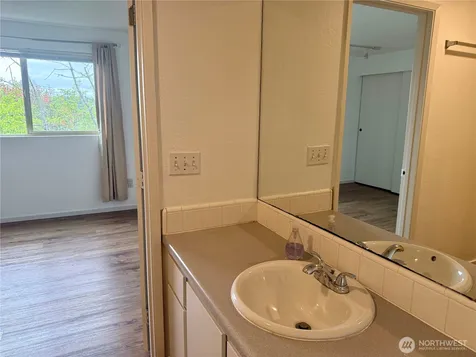 4326 156th Street SW Lynnwood WA 98087
