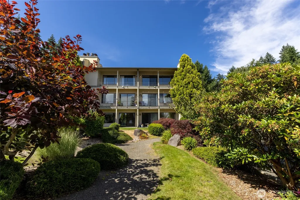 26435 Pennsylvania Avenue NE Kingston WA 98346