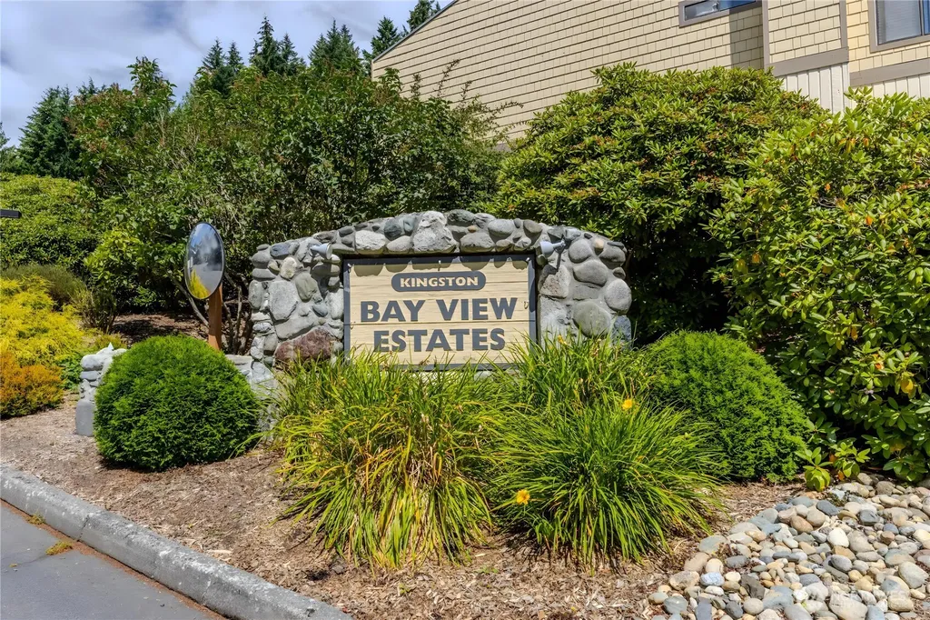 26435 Pennsylvania Avenue NE Kingston WA 98346