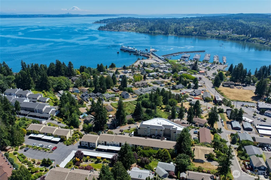26435 Pennsylvania Avenue NE Kingston WA 98346
