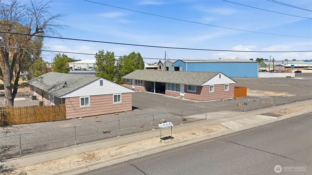 329 S Gibby Road Moses Lake WA 98837