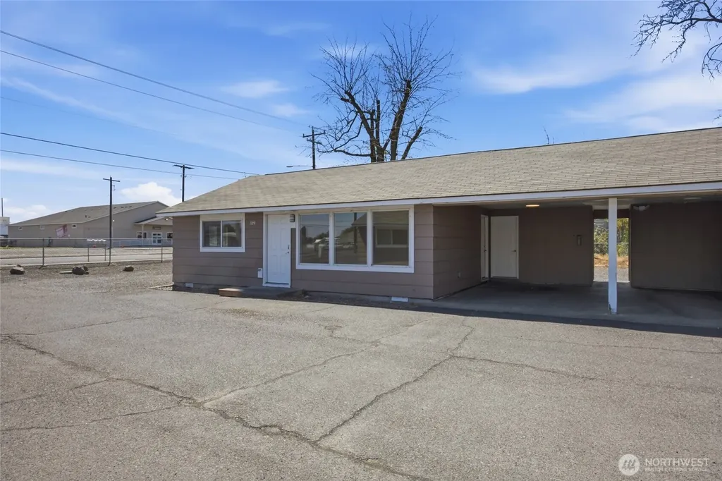 329 S Gibby Road Moses Lake WA 98837