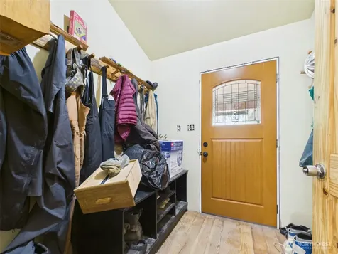 13995 Brae Burn Leavenworth WA 98826