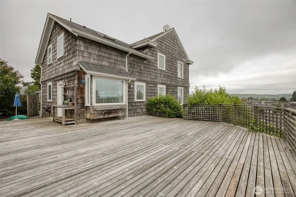 709 N "N" Street Aberdeen WA 98520