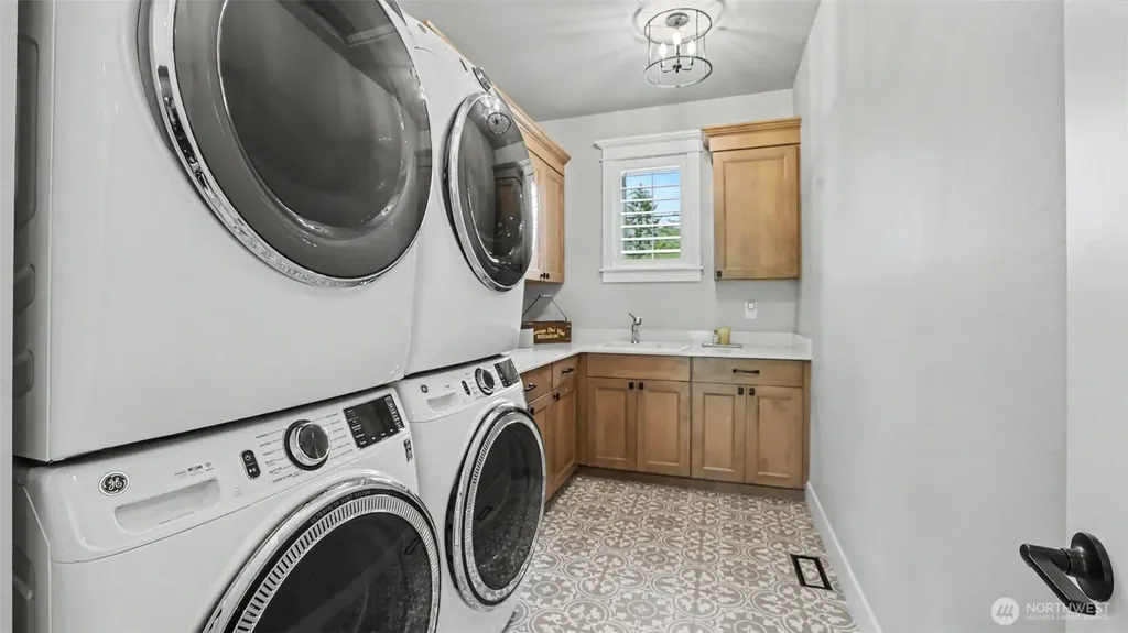 16226 NE 172nd Street Woodinville WA 98072