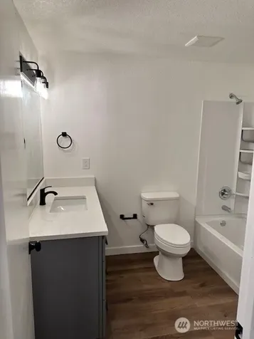 2424 99th Avenue NE Lake Stevens WA 98258