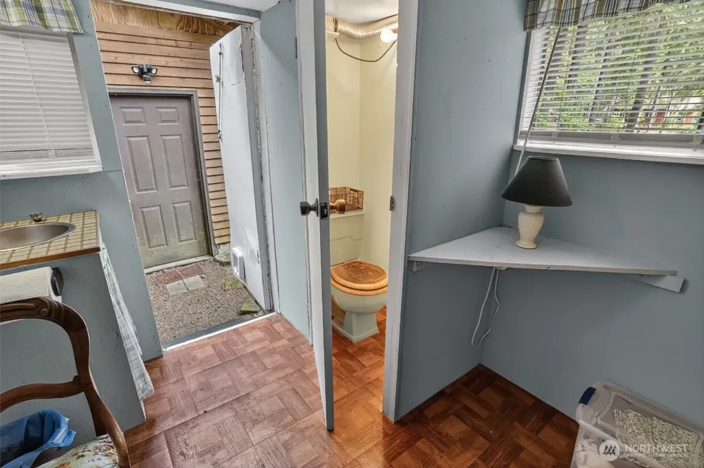 31 N Mallard Way W Hoodsport WA 98548