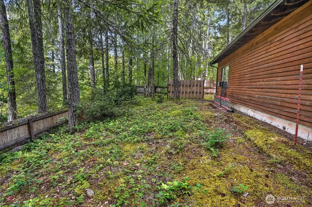 31 N Mallard Way W Hoodsport WA 98548