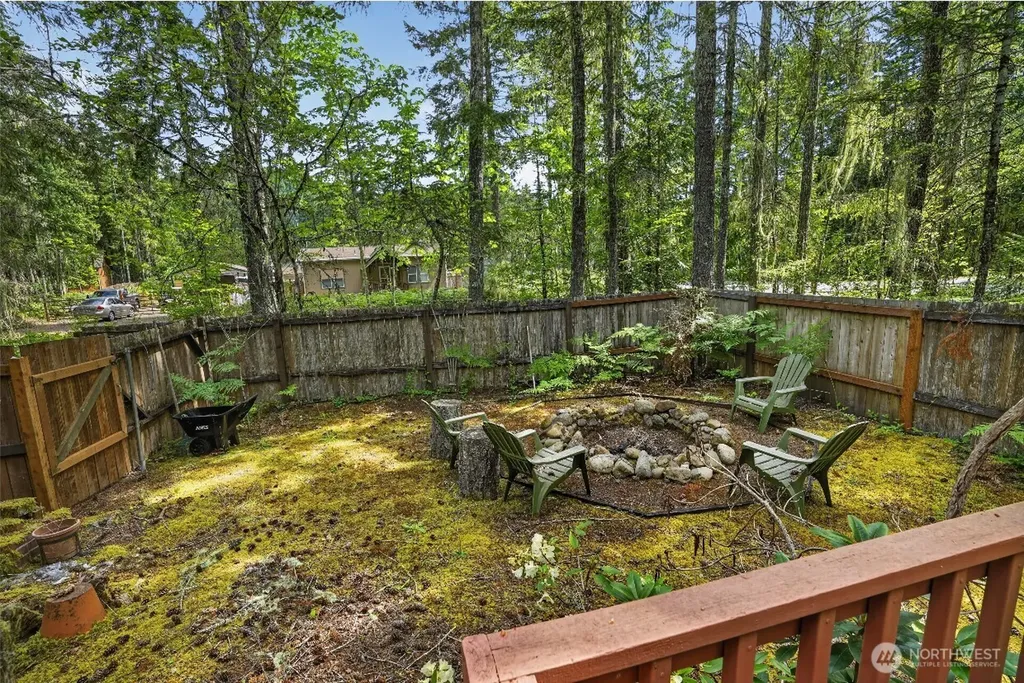 31 N Mallard Way W Hoodsport WA 98548