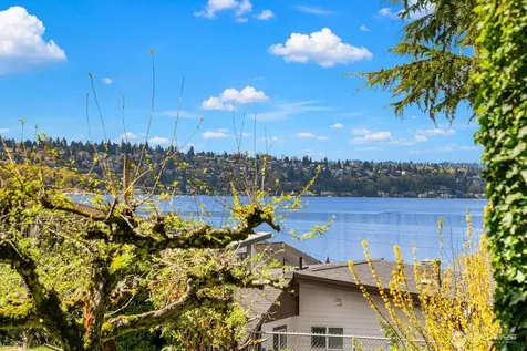 3737 Park Avenue N Renton WA 98056