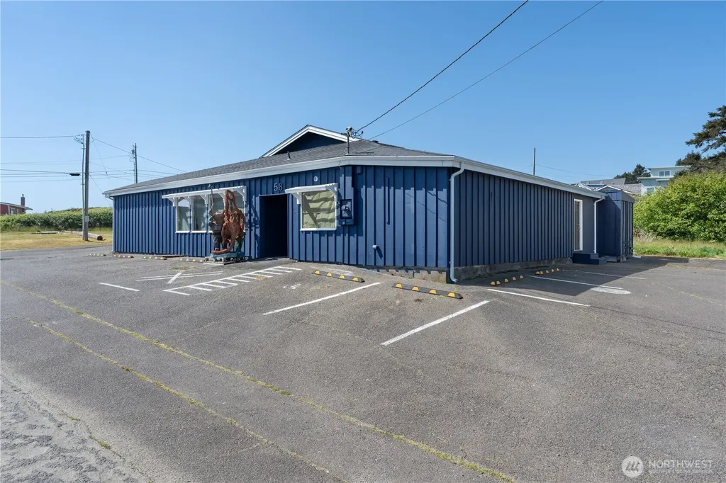 58 Main Street Pacific Beach WA 98571