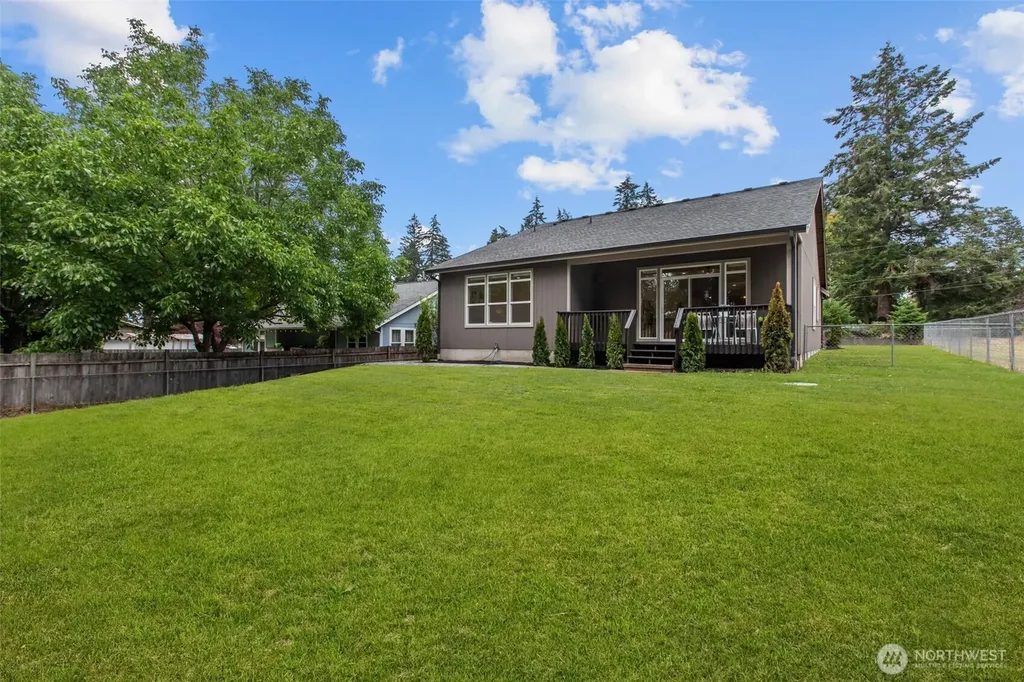15106 14th Avenue Ct E Tacoma WA 98445