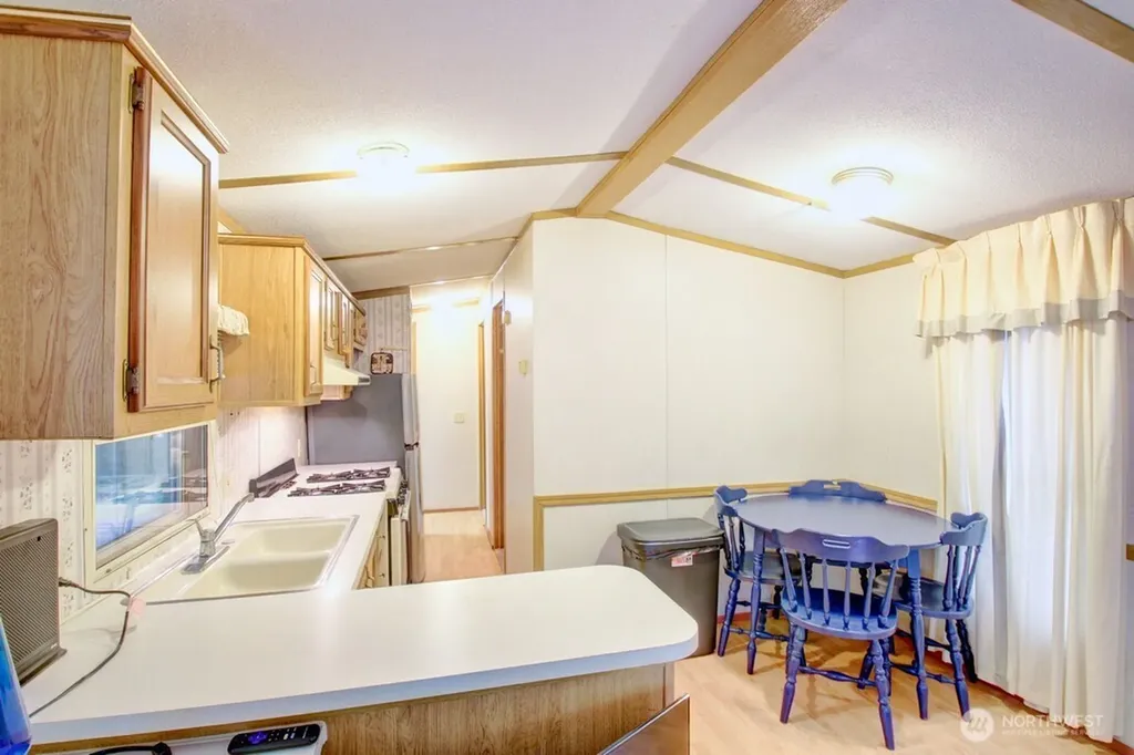 232 Schinn Canyon Drive Deming WA 98244