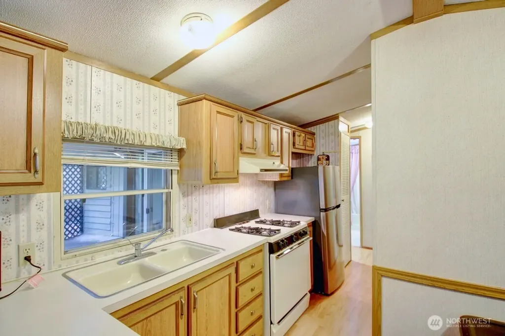 232 Schinn Canyon Drive Deming WA 98244