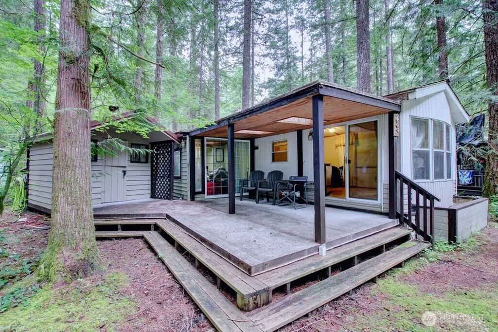 232 Schinn Canyon Drive Deming WA 98244
