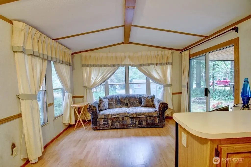 232 Schinn Canyon Drive Deming WA 98244