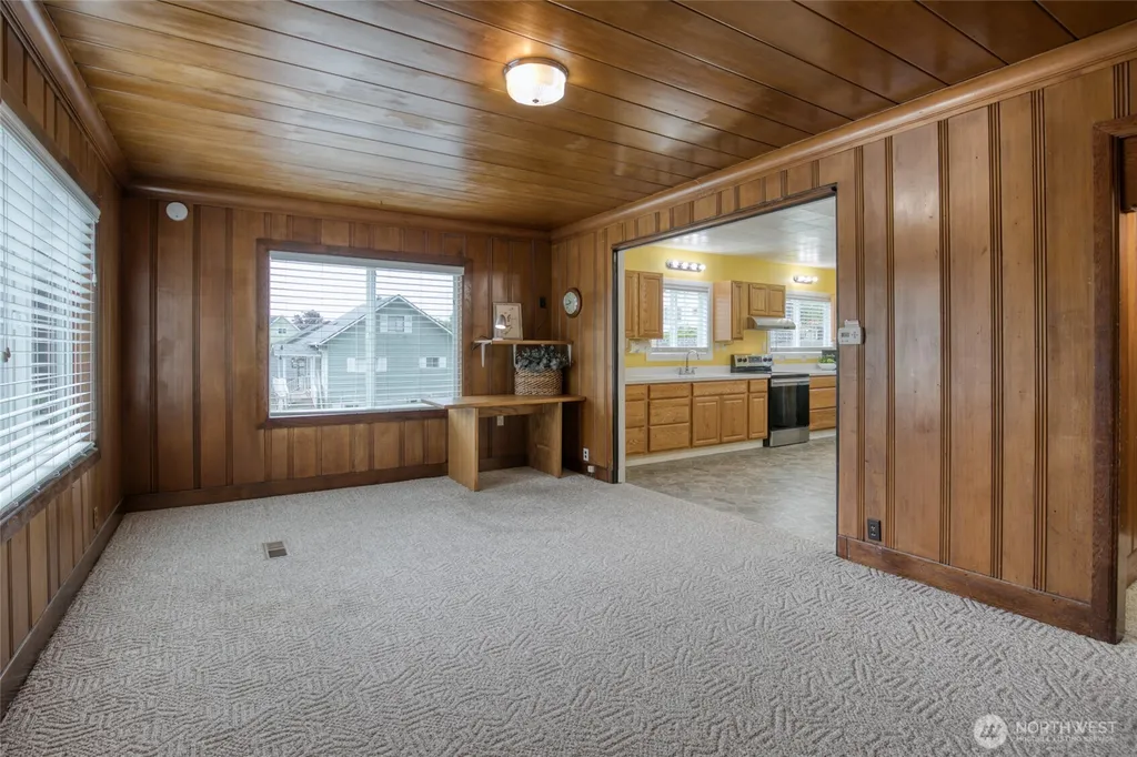 2703 Bench Drive Aberdeen WA 98520