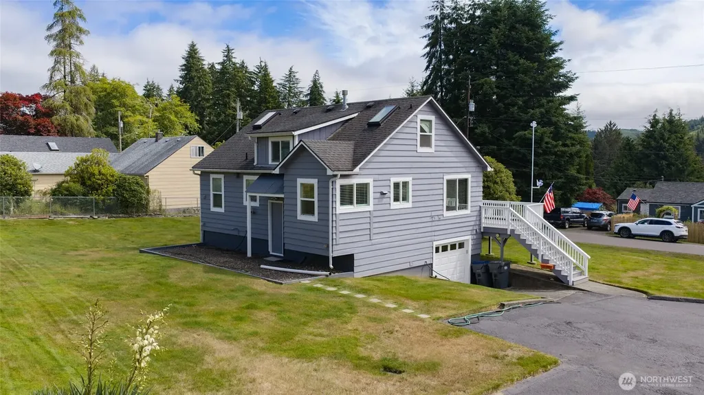 2703 Bench Drive Aberdeen WA 98520