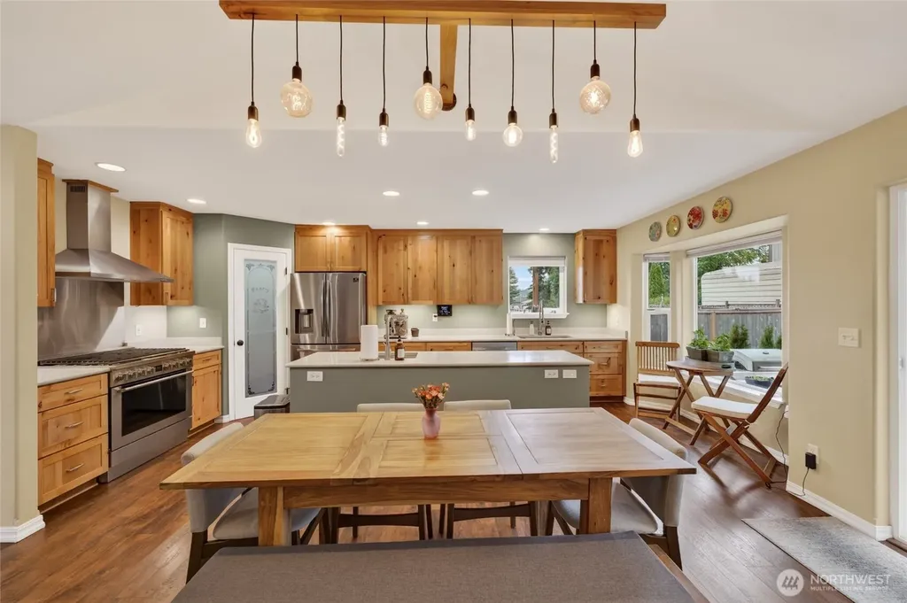 162 E Cobblestone Lane Sequim WA 98382