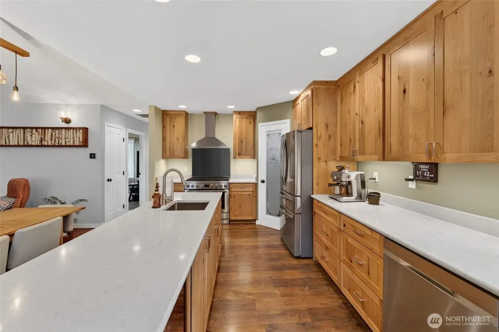 162 E Cobblestone Lane Sequim WA 98382