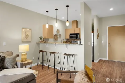 424 N 85th Street Seattle WA 98103