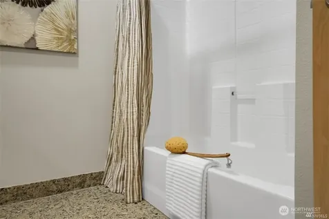 424 N 85th Street Seattle WA 98103