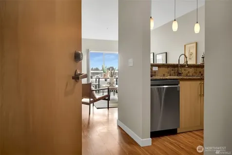 424 N 85th Street Seattle WA 98103